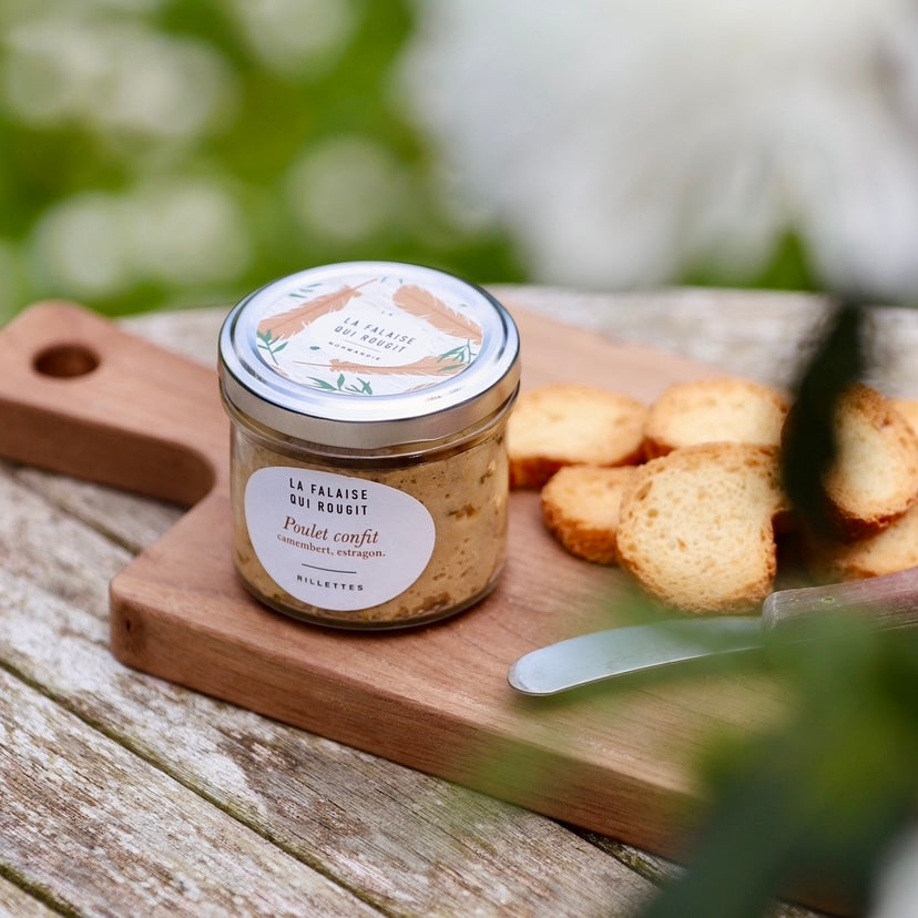 Rillettes de poulet confit, camembert, estragon